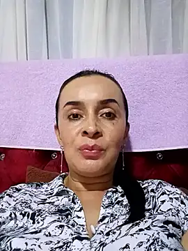 Samantha Sullivan  online show from January 14, 2:49 am