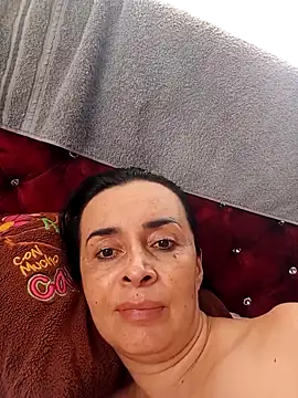 Samantha Sullivan  online show from September 18, 12:15 pm