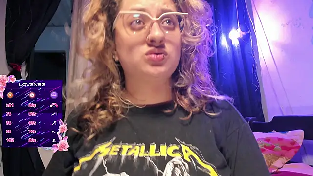 AnnieBigBoobs online show from September 22, 10:41 pm