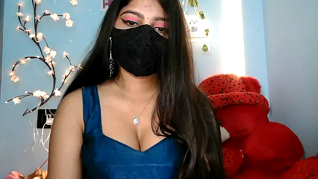 Reena Singh53 online show from November 19, 3:56 pm