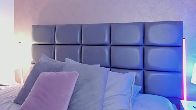 SpicySugar  online show from December 1, 7:49 pm