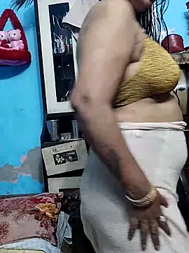 Snapshot of Urmila_bhabhii chatting on October 20, 3:31 am Urmila bhabhii online show from October 20, 3:31 am