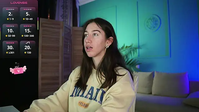 Belle Via online show from November 15, 6:31 pm