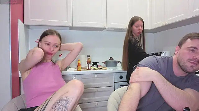 fcjuicy pussy online show from October 22, 9:58 am