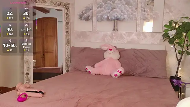 MilaTeenX online show from February 10, 8:06 am