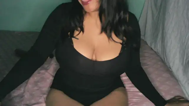 vanessagatitaa online show from September 20, 6:45 am