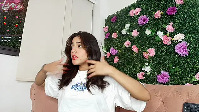 natalia aguirre1 online show from November 9, 7:54 pm