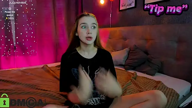 Lesi Moonie01 online show from October 14, 7:44 am