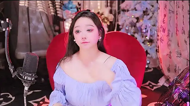 Snapshot of Missy_Nana21 chatting on October 5, 4:12 pm Missy Nana21 online show from October 5, 4:12 pm