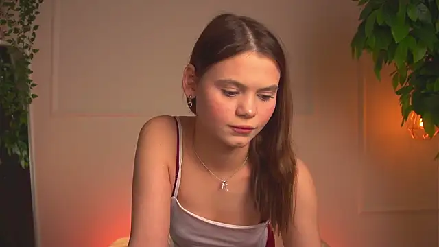 its me lissa  online show from October 2, 1:16 pm