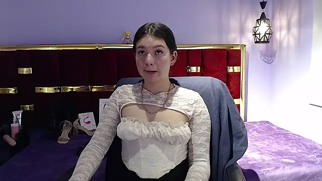 lilimini032 online show from December 15, 8:14 pm