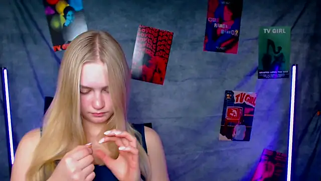 MademoiselleCl online show from October 15, 12:19 pm