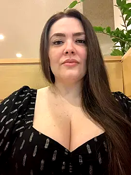 Sophie Eaton online show from September 24, 7:57 pm