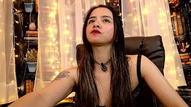 julietta   jackson online show from June 9, 9:47 pm
