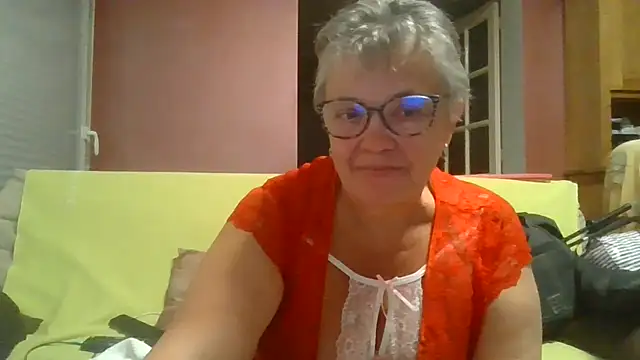 Vandeae44 online show from September 25, 8:06 pm