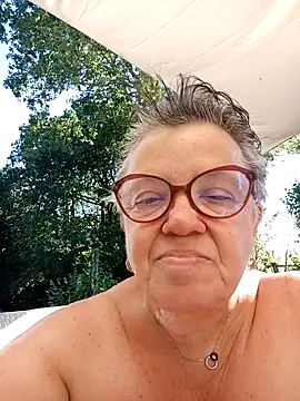 Vandeae44 online show from July 28, 4:39 pm