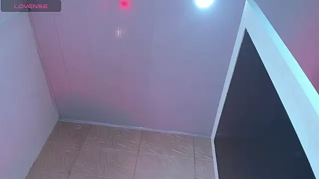 sophie pariss online show from May 25, 4:22 am