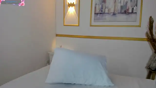 lia sexx19 online show from February 6, 7:01 am