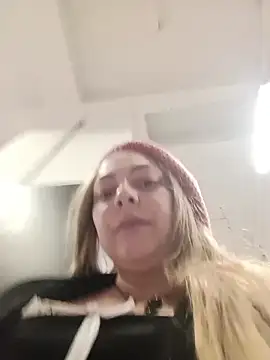 madelaine- online show from May 29, 7:56 pm