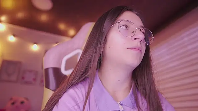 milly kenner online show from February 11, 6:53 pm