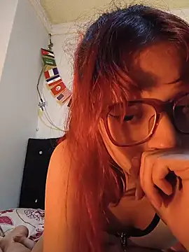 RedMeloddy online show from June 17, 4:58 am