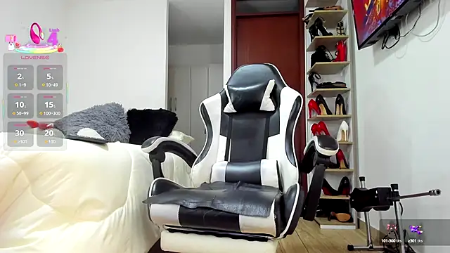 SophieBaker   online show from September 22, 3:49 am