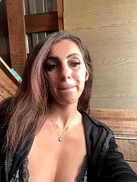 EmaSkyes online show from September 11, 2:17 pm