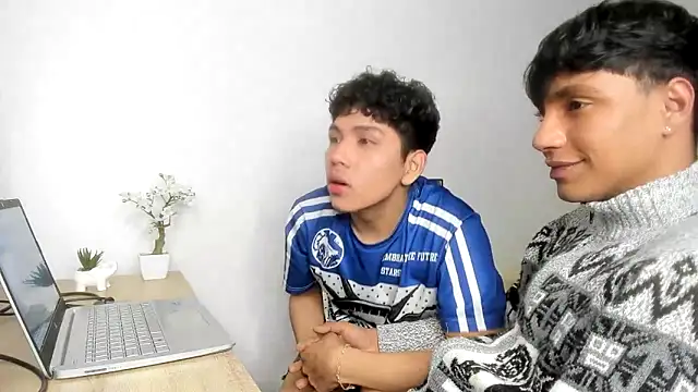 jonmaykolrose online show from October 18, 2:03 am
