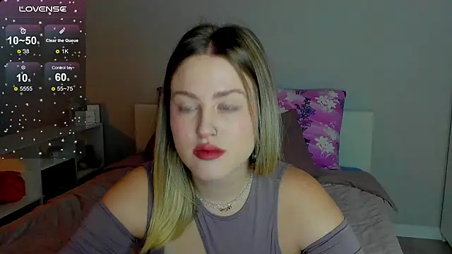  Sarah Soul  online show from September 24, 11:59 pm