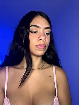 -Naomyy- online show from January 11, 1:54 am