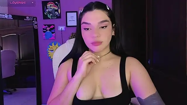 Veronica 111 online show from October 26, 11:33 pm