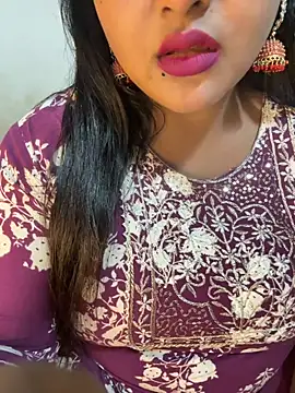Snapshot of Ayesha_mahi chatting on September 10, 8:36 am Ayesha mahi online show from September 10, 8:36 am