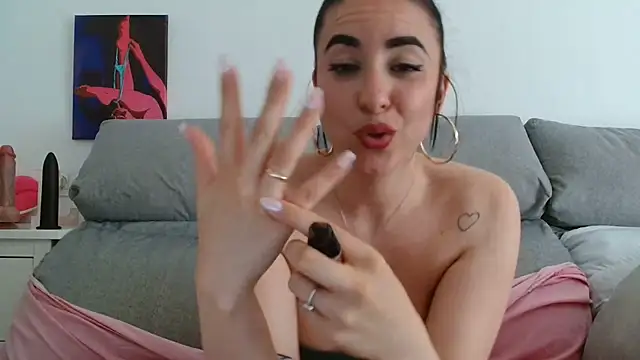 leilacam25 online show from June 5, 12:11 pm