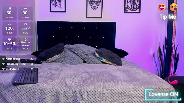 FelinaJohnson online show from November 5, 4:34 pm