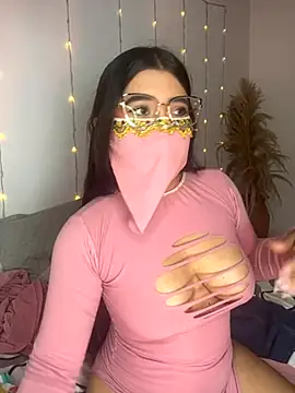 Snapshot of Maisa_issa chatting on September 27, 2:02 pm Maisa issa online show from September 27, 2:02 pm