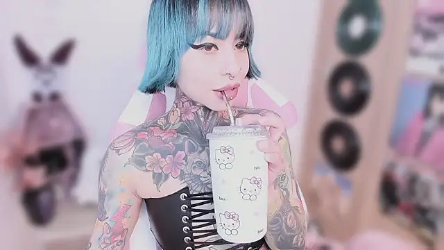 NikkiRamone online show from February 13, 11:12 am