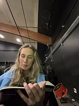 M1ssyk1ssy online show from March 25, 9:06 pm