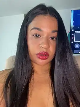 Aitana98  online show from February 13, 1:40 am