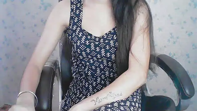 collage hoty online show from July 27, 4:20 am