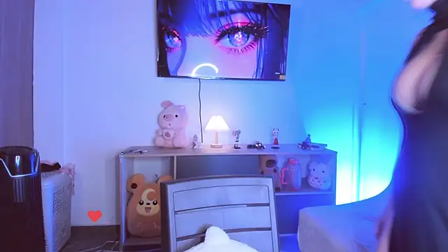 Lilith Asami online show from April 12, 10:18 am