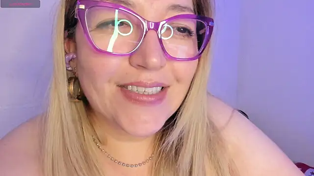 Naty Mature  online show from May 5, 9:51 pm