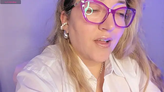 Naty Mature  online show from February 15, 6:07 pm