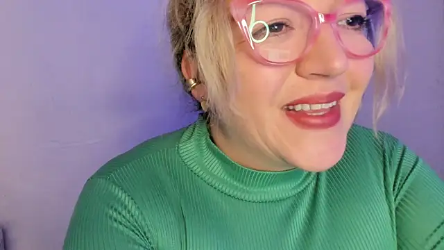 Naty Mature  online show from December 19, 10:13 pm