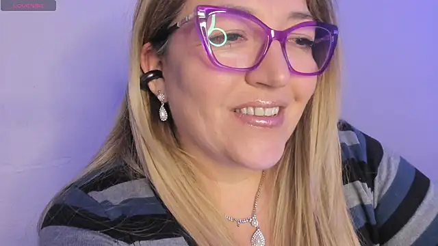 Naty Mature  online show from May 16, 1:30 am