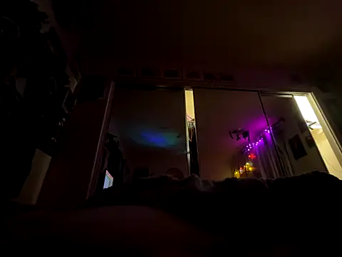 Johndoe2292 online show from December 3, 4:48 am