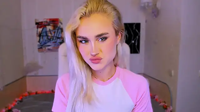  Ravenaa online show from November 24, 2:30 pm