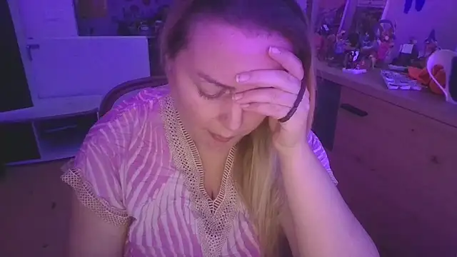 Meliss Official9 online show from December 4, 6:41 pm