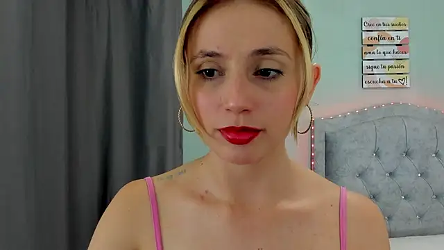 SHARONBLAKE2 online show from July 29, 1:49 am