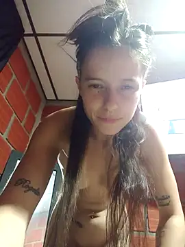 Snapshot of valentinasu1 chatting on October 12, 12:46 am valentinasu1 online show from October 12, 12:46 am