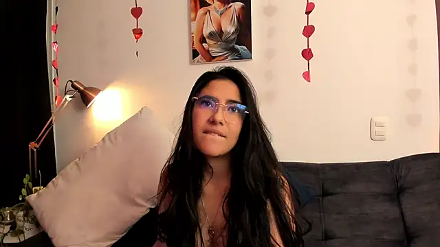 Serenity Day online show from June 6, 2:40 am